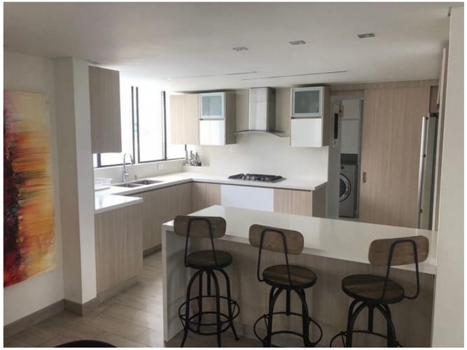 Apartamento de 3 alcobas en venta en Los Balsos, Medellín, 250 m² · foto 15 de 15