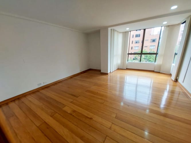 Apartamento de 3 alcobas en arriendo en El Poblado, Medellín, 220 m² · foto 14 de 20