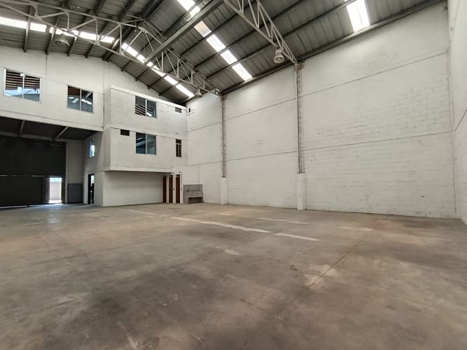 Bodega en arriendo en Pueblo Viejo, La Estrella, 412 m² · foto 4 de 17