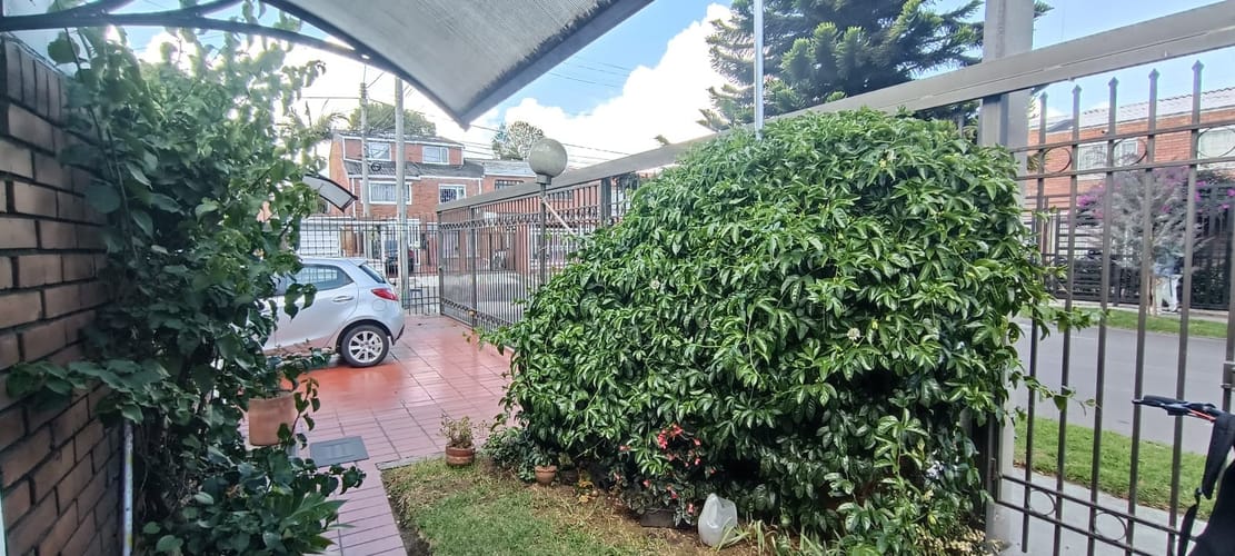 Apartaestudio en arriendo en Niza, Bogotá, 27 m² · foto 6 de 12