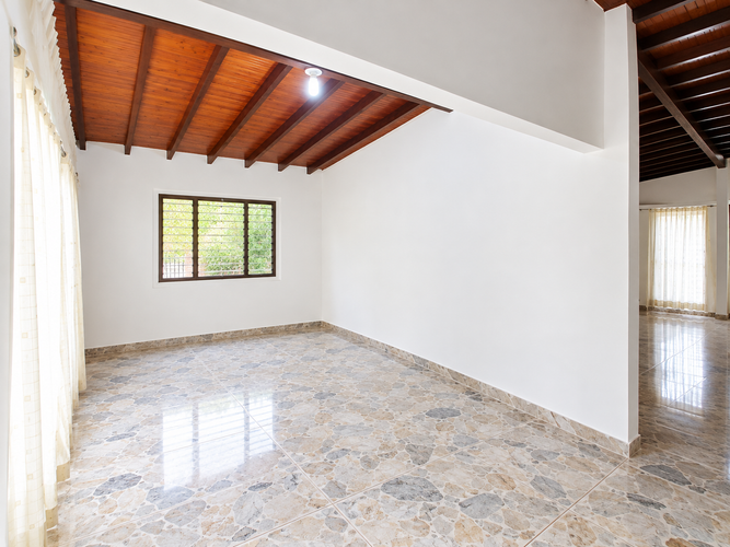 Local en arriendo en Naranjal, Medellín, 350 m² · foto 6 de 10