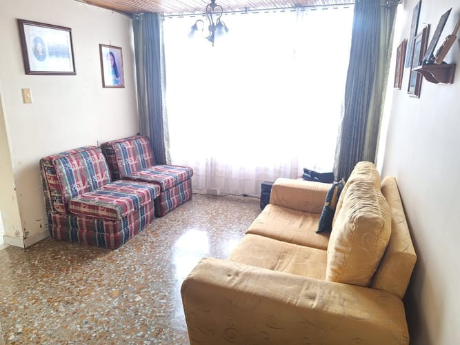 Casa de 6 alcobas en venta en Kennedy Central, Bogotá, 122 m² · foto 3 de 15