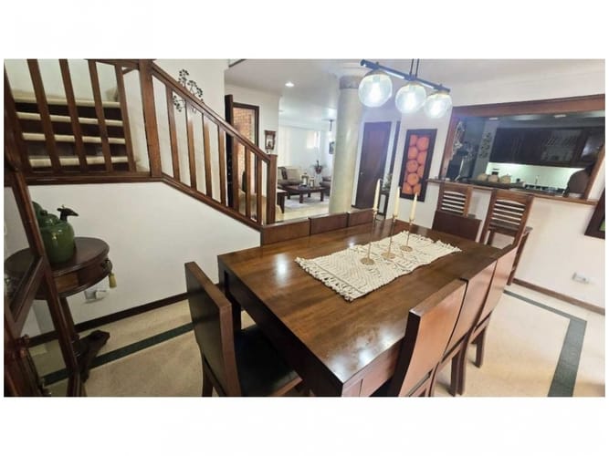 Casa de 4 alcobas en venta en Loma Del Esmeraldal, Envigado, 187 m² · foto 6 de 24