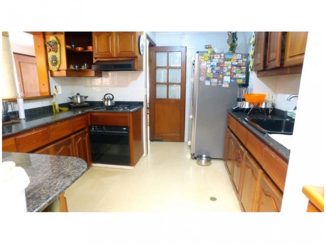 Casa de 4 alcobas en venta en Loma Del Esmeraldal, Envigado, 187 m² · foto 9 de 24