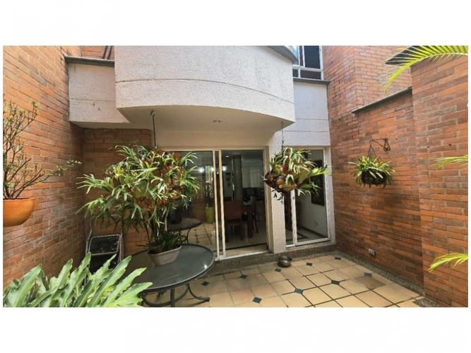 Casa de 4 alcobas en venta en Loma Del Esmeraldal, Envigado, 187 m² · foto 13 de 24