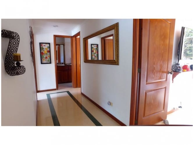Casa de 4 alcobas en venta en Loma Del Esmeraldal, Envigado, 187 m² · foto 14 de 24