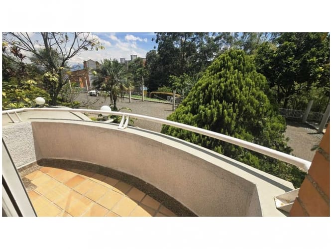 Casa de 4 alcobas en venta en Loma Del Esmeraldal, Envigado, 187 m² · foto 20 de 24