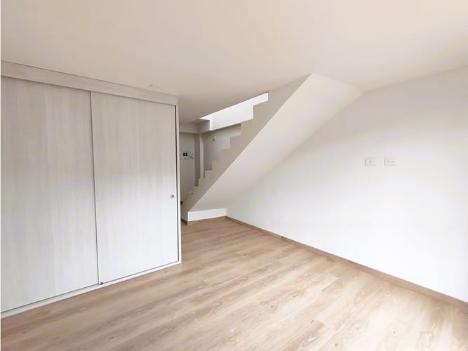 Apartamento de 1 alcoba en venta en Santa Barbara Centro, Bogotá, 42 m² · foto 4 de 12