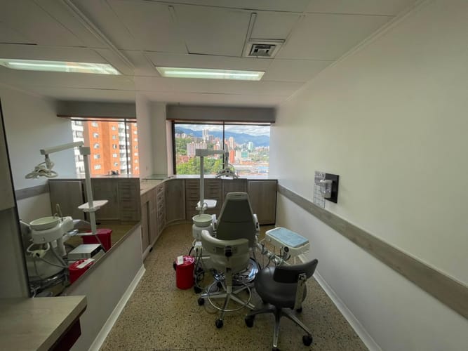 Consultorio en arriendo en Vía Las Palmas, Medellín, 35 m² · foto 9 de 16