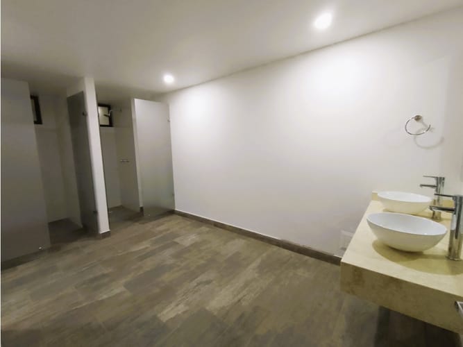 Apartamento de 1 alcoba en venta en Santa Barbara Centro, Bogotá, 42 m² · foto 12 de 12