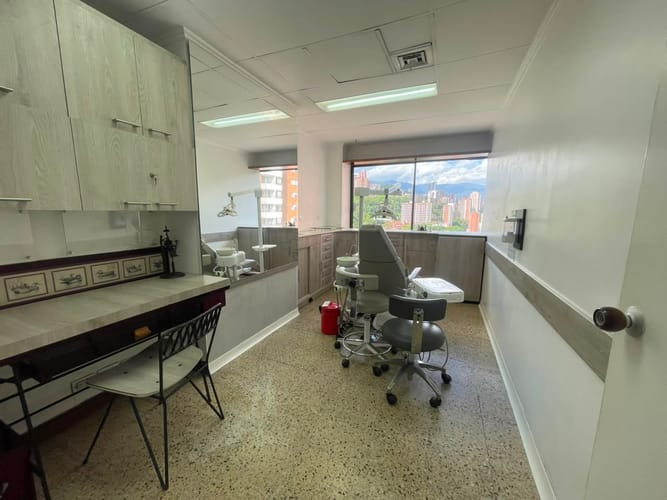 Consultorio en arriendo en Vía Las Palmas, Medellín, 35 m² · foto 12 de 16