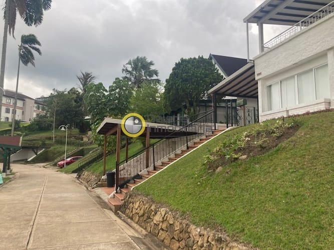 Casa de 3 alcobas en arriendo en Ruitoque Condominio, Piedecuesta, 149 m² · foto 2 de 23