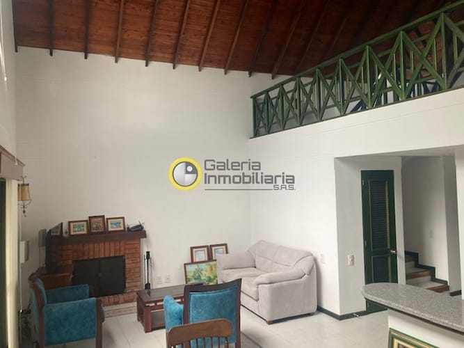 Casa de 3 alcobas en arriendo en Ruitoque Condominio, Piedecuesta, 149 m² · foto 3 de 23