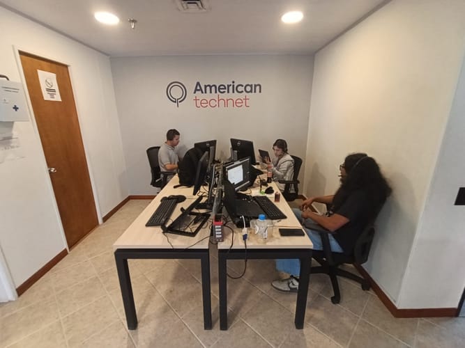 Oficina en arriendo en El Poblado, Medellín, 68 m² · foto 3 de 14