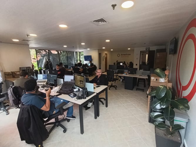 Oficina en arriendo en El Poblado, Medellín, 68 m² · foto 8 de 14