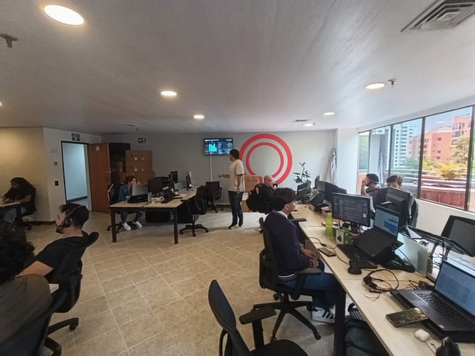 Oficina en arriendo en El Poblado, Medellín, 68 m² · foto 12 de 14