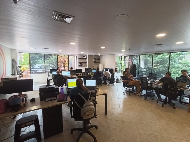 Oficina en arriendo en El Poblado, Medellín, 68 m² · foto 13 de 14