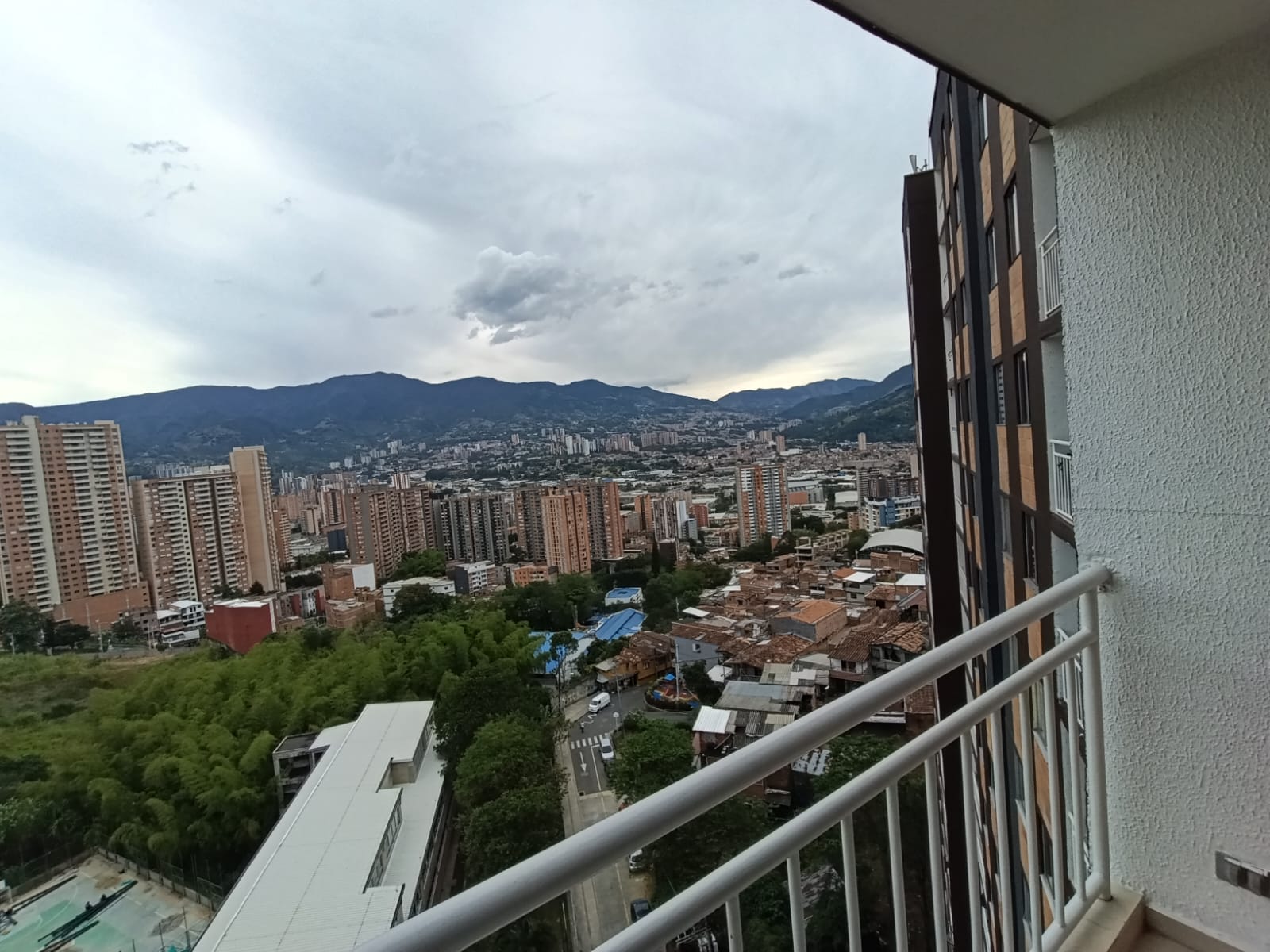 Apartamento en Arriendo en Señorial, Envigado