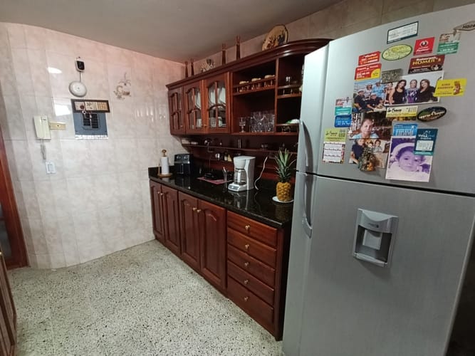 Apartamento de 3 alcobas en arriendo en Laureles, Medellín, 150 m² · foto 3 de 20