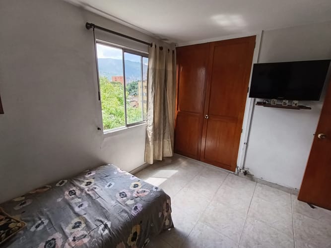 Apartamento de 3 alcobas en arriendo en Laureles, Medellín, 150 m² · foto 16 de 20