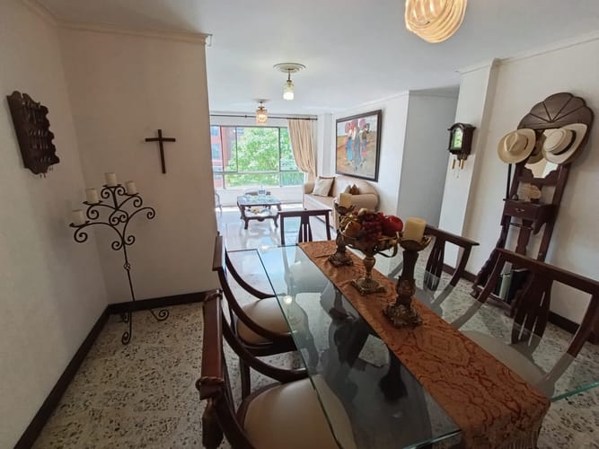 Apartamento de 3 alcobas en arriendo en Laureles, Medellín, 150 m² · foto 20 de 20
