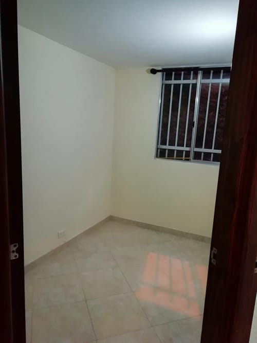 Apartamento de 3 alcobas en venta en El Salado, Medellín, 43 m² · foto 9 de 11