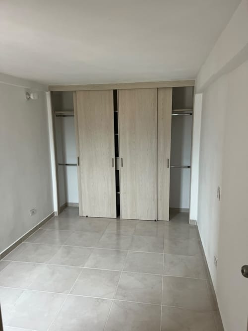Apartaestudio en arriendo en Cristobal, Medellín, 39 m² · foto 5 de 7