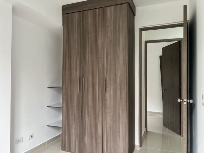 Apartamento de 3 alcobas en arriendo en Quintas De Los Almendros, Envigado, 71 m² · foto 11 de 13