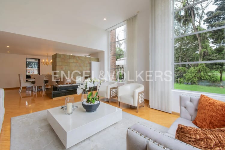 Casa de 7 alcobas en arriendo en Aposentos, Sopó, 500 m² · foto 3 de 20