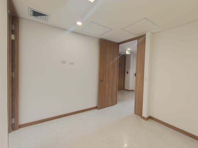 Consultorio en arriendo en Laureles, Medellín, 30 m² · foto 2 de 10