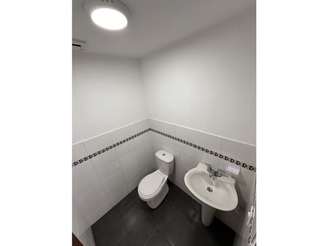 Edificio en venta en Los Libertadores, Cali, 1484 m² · foto 12 de 22