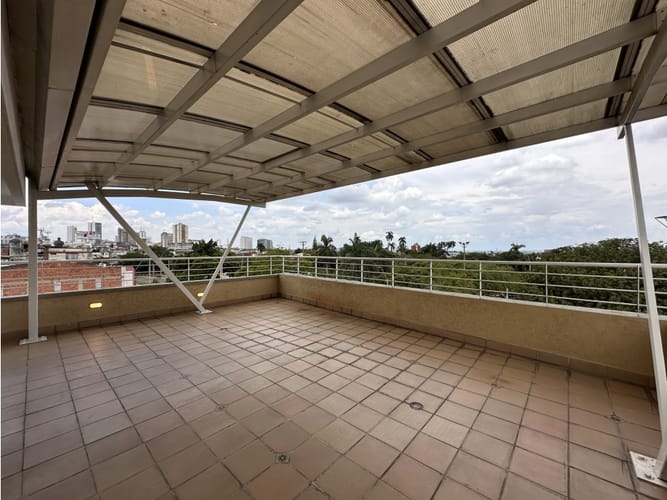 Edificio en venta en Los Libertadores, Cali, 1484 m² · foto 17 de 22