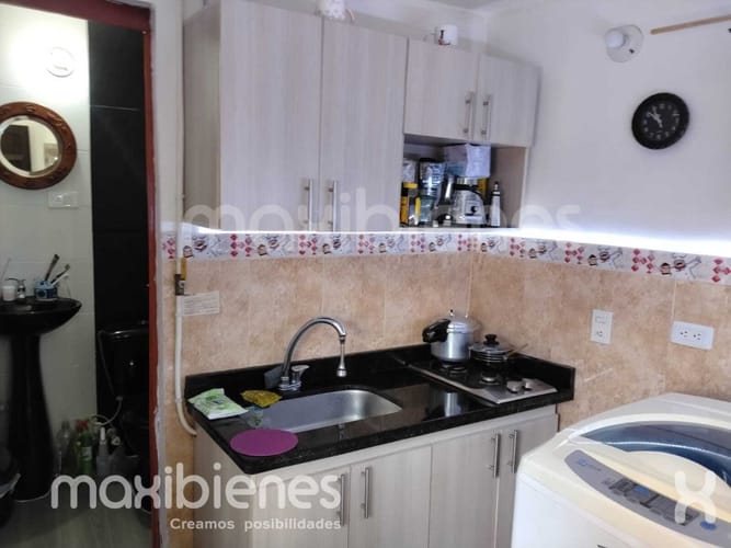 Apartaestudio en arriendo en Florencia, Medellín, 50 m² · foto 8 de 12
