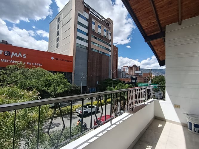 Oficina en arriendo en Laureles, Medellín, 170 m² · foto 17 de 20