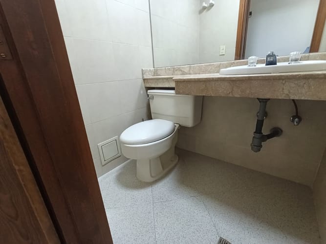 Oficina en arriendo en Las Lomas, Medellín, 37 m² · foto 9 de 9
