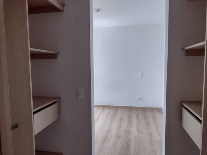 Apartamento de 3 alcobas en arriendo en San Remo, Sabaneta, 76 m² · foto 9 de 15