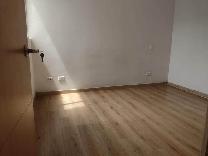Apartamento de 3 alcobas en arriendo en San Remo, Sabaneta, 76 m² · foto 8 de 15