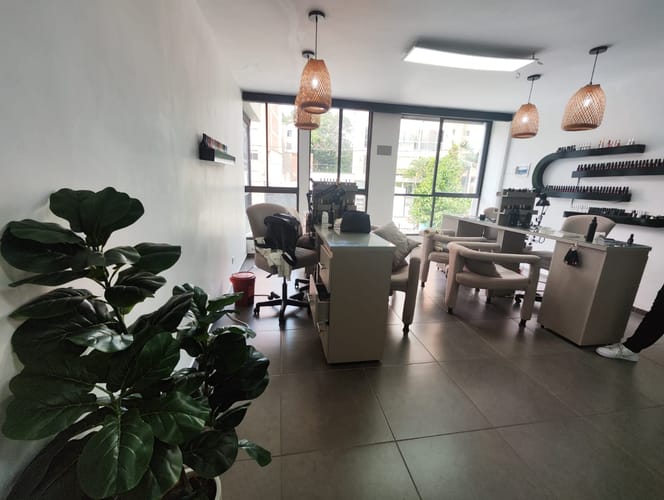 Local en arriendo en Laureles, Medellín, 40 m² · foto 3 de 9