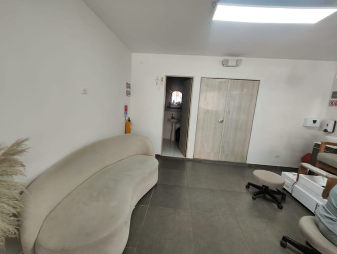 Local en arriendo en Laureles, Medellín, 40 m² · foto 8 de 9