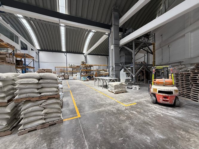 Bodega en arriendo en Guarne, 1191 m² · foto 3 de 12