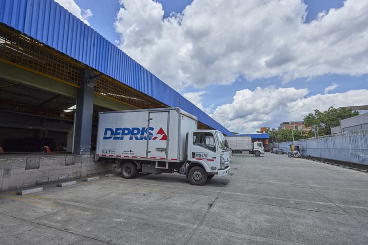 Bodega en arriendo en Cristo Rey, Medellín, 3397 m² · foto 3 de 11