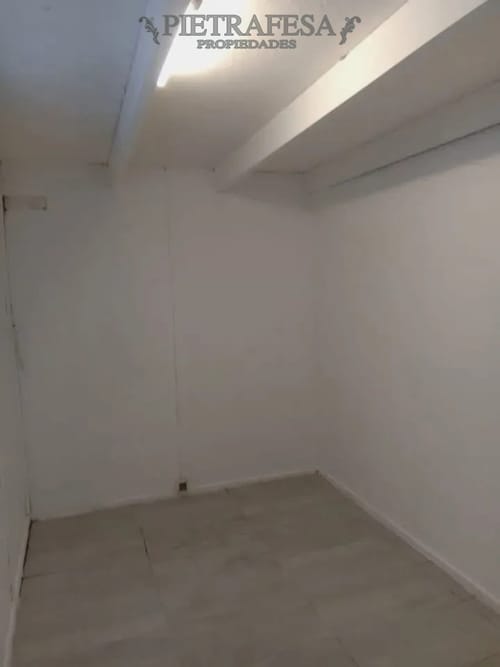 Apartamento en alquiler, 2 dormitorios, 1 baño, patio con parrillero, cochera. Sin gc. Paso de las Duranas. · Foto 4