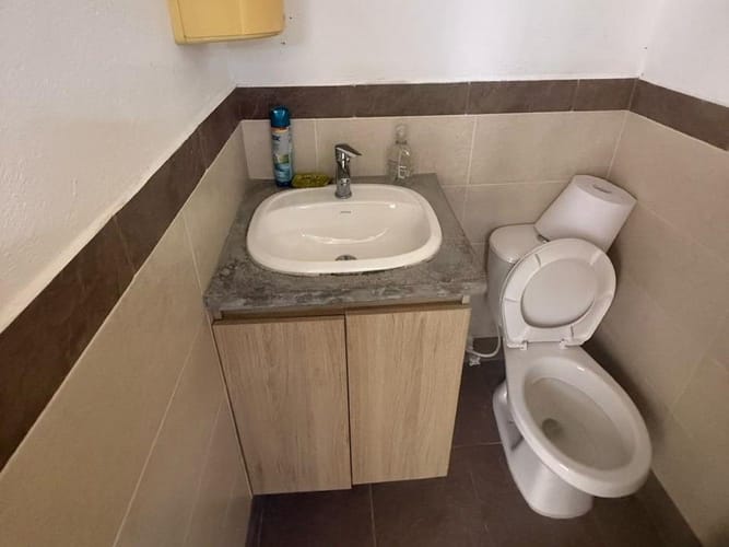 Bodega en arriendo en Guarne, 1191 m² · foto 11 de 12