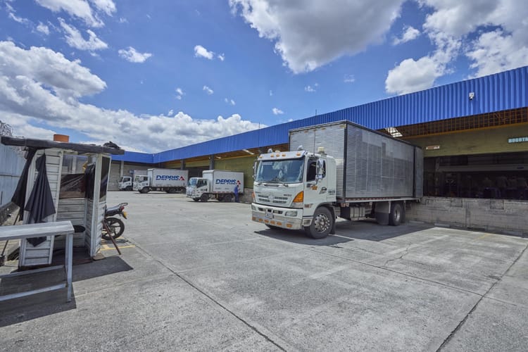 Bodega en arriendo en Cristo Rey, Medellín, 3397 m² · foto 11 de 11