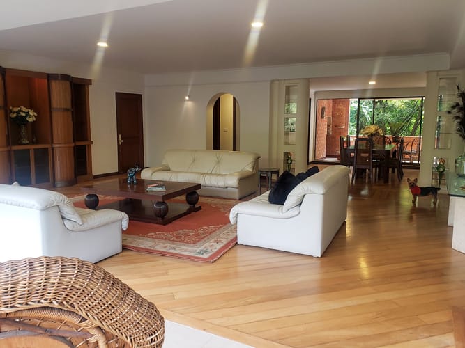Apartamento de 3 alcobas en arriendo en El Poblado, Medellín, 255 m² · foto 8 de 20