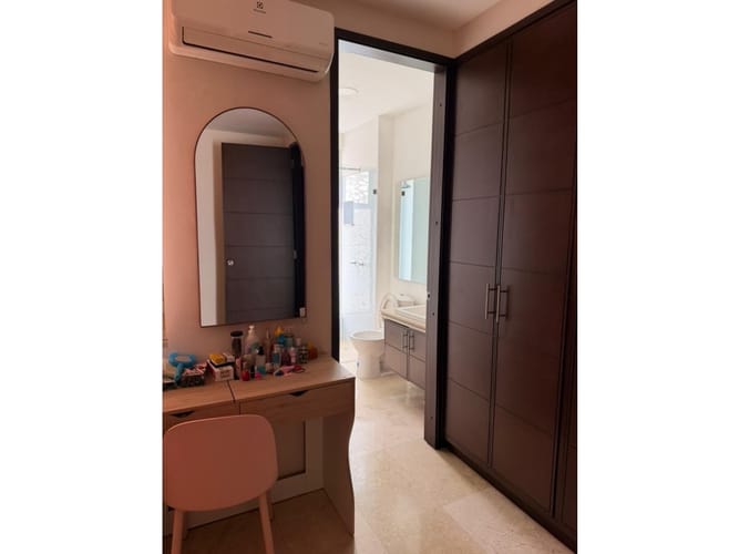 Apartamento de 3 alcobas en venta en Cristales, Cali, 200 m² · foto 14 de 24