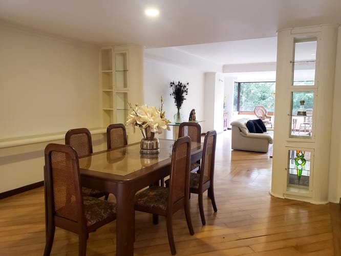 Apartamento de 3 alcobas en arriendo en El Poblado, Medellín, 255 m² · foto 11 de 20