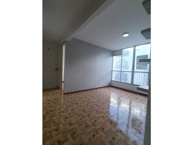 Apartamento de 3 alcobas en venta en Guabinas, Yumbo, 50 m² · foto 5 de 18