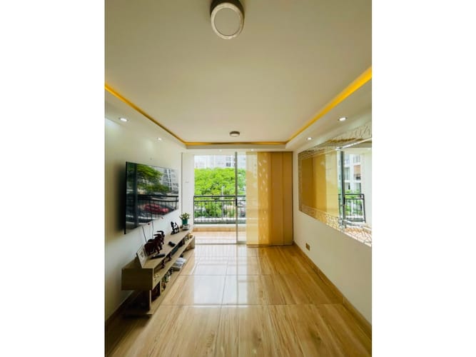 Apartamento de 2 alcobas en venta en Guabinas, Yumbo, 53 m² · foto 3 de 11