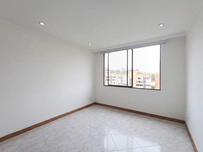 Apartamento de 3 alcobas en arriendo en El Poblado, Medellín, 121 m² · foto 11 de 19